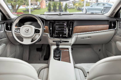 Volvo V90 R-Design Interieur - Volvo Car Austria Pressezentrum