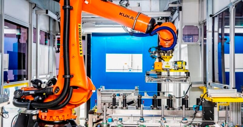 Filings buzz in the automotive industry: 65% increase in robotics mentions in Q3 of 2021 - Vimarsana News