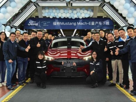 China Mustang line rolling