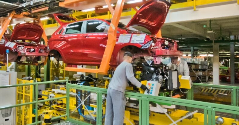 AvtoVAZ suspends operations due to parts shortages - Vimarsana News