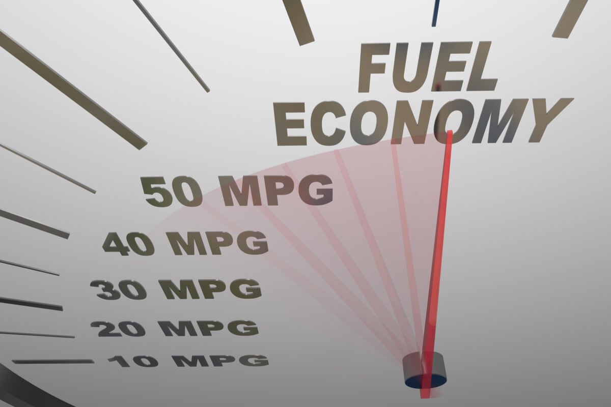 US fuel economy rules: Tougher standards coming
