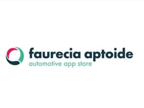 Mercedes and Faurecia partner on vehicle infotainment