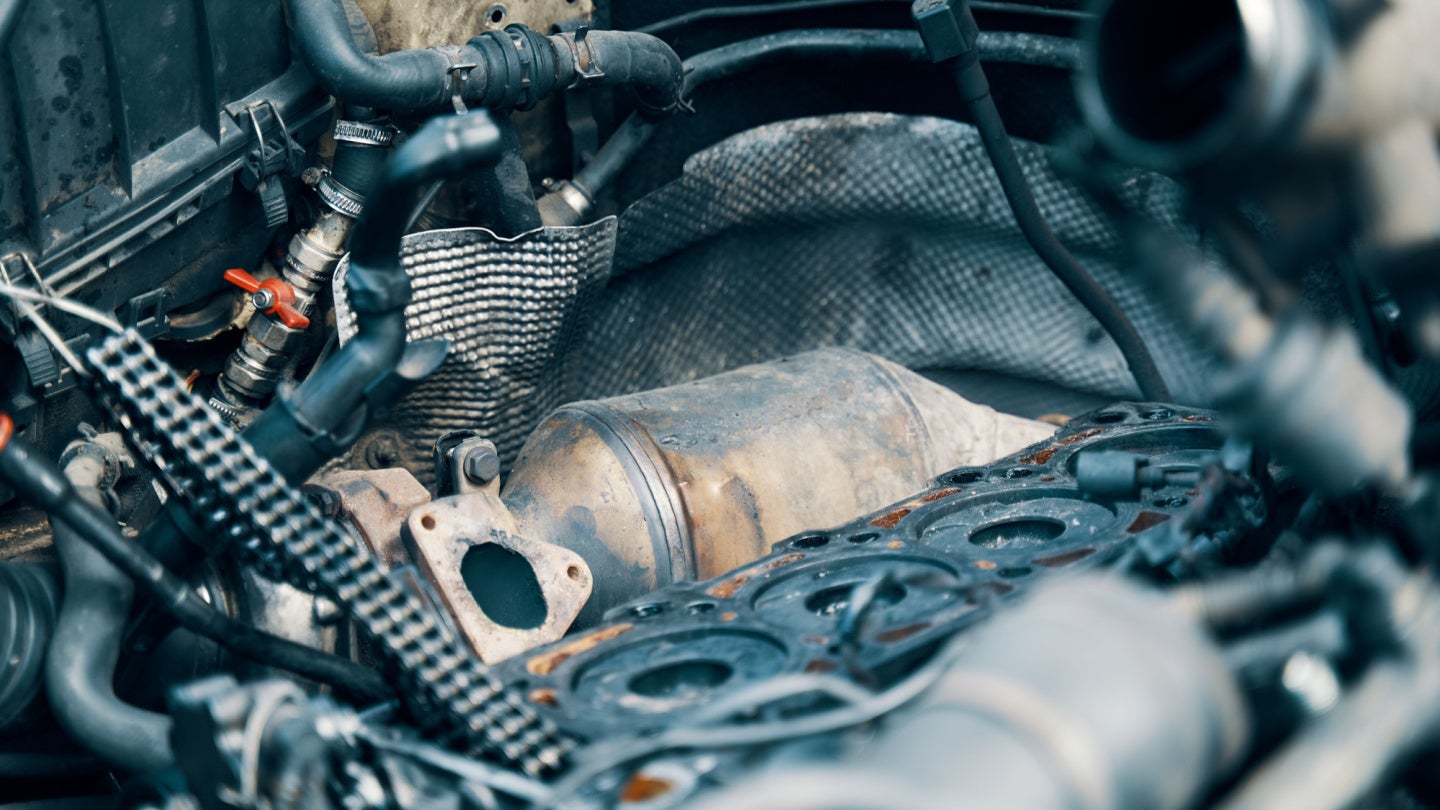 Who are the leading innovators in catalytic diesel particulate filters for the automotive industry?