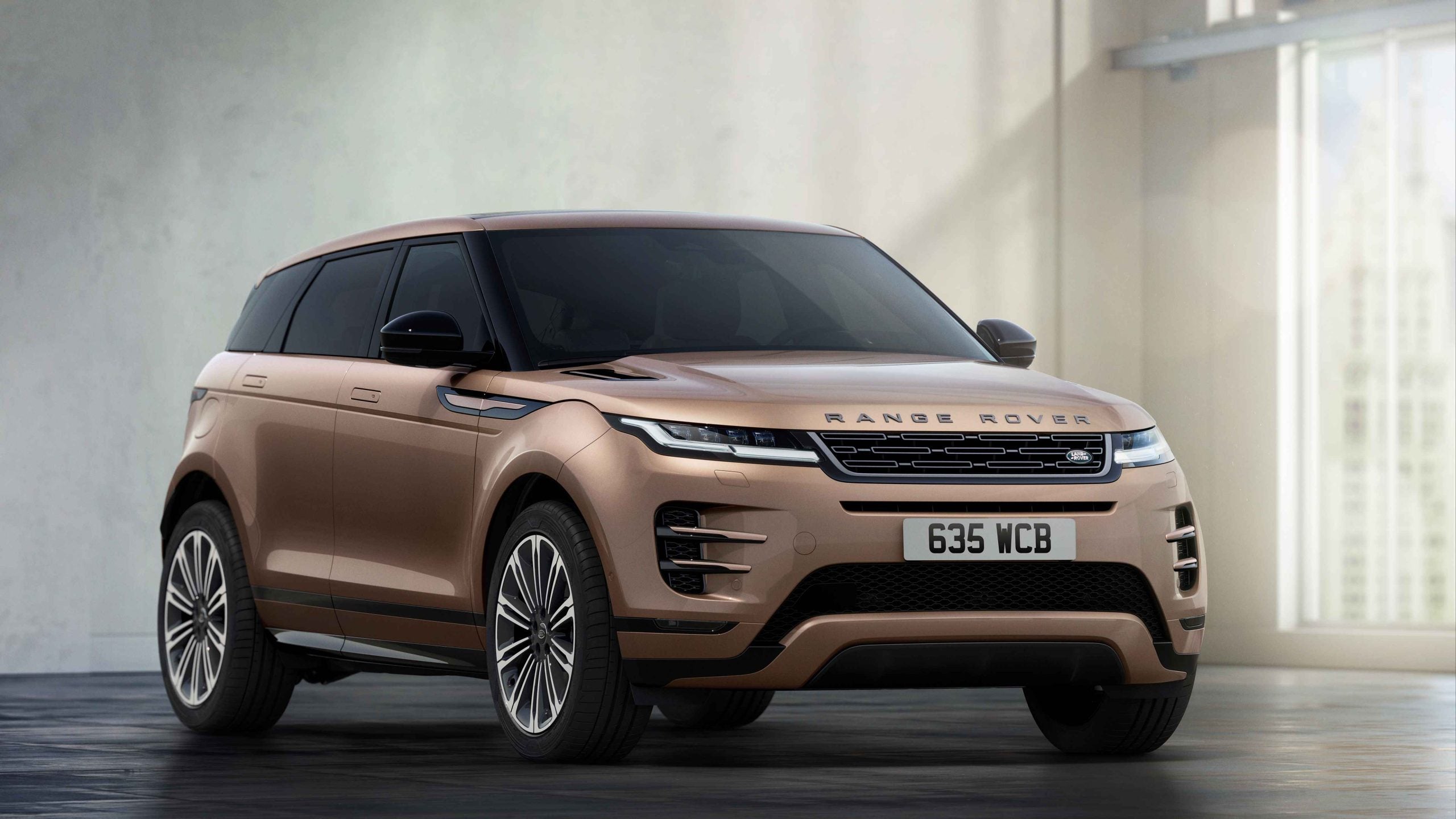 New products for Range Rover Evoque - H & R