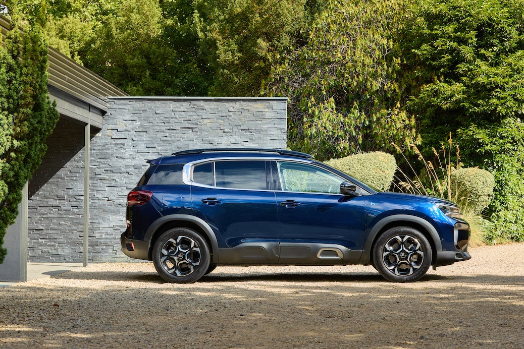 https://www.just-auto.com/wp-content/uploads/sites/30/2023/12/NewC5Aircross04.jpg