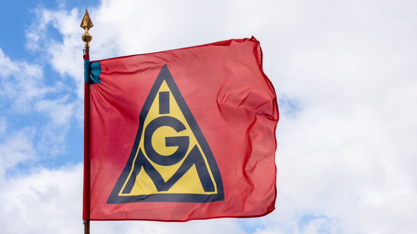IG Metall warns German carmakers ahead of wage talks