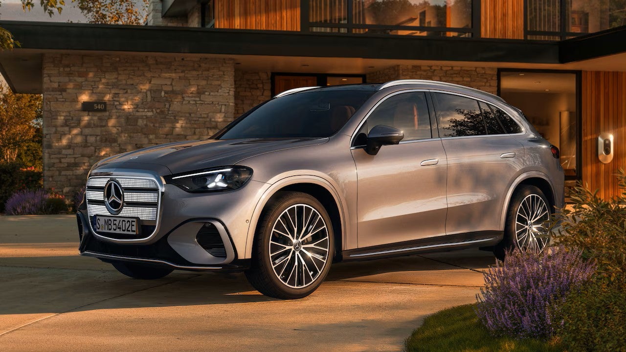 South Korean vehicle import sales surge 35% in March