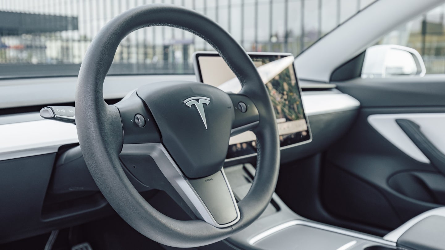Dutch vehicle authority clears Tesla full self-driving system