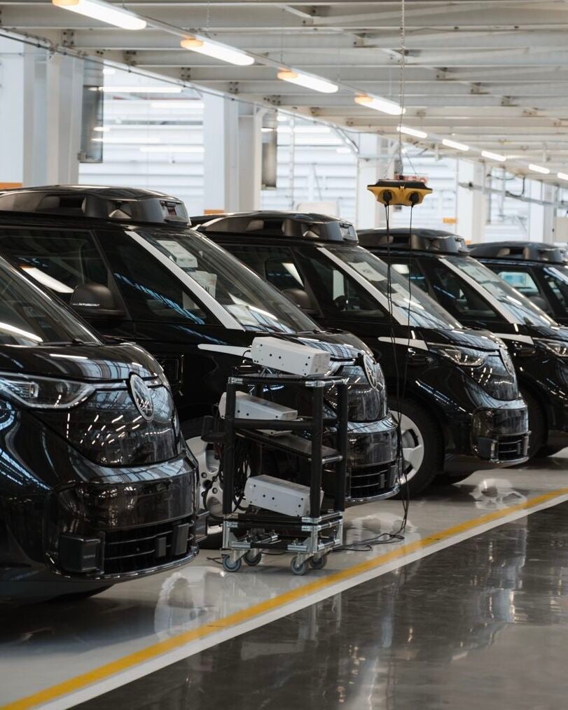 Hardware vs software: The road to autonomous driving