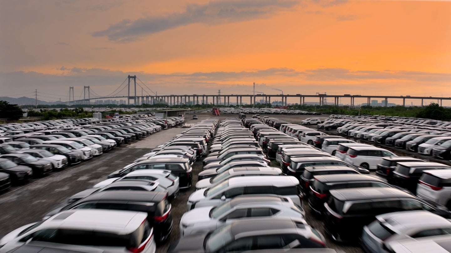 EU presses China to cap hybrid car exports amid trade tension – report (via www.just-auto.com)
